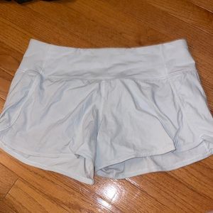 size 6 with a four inch inseam speed up short, great price for lululemon